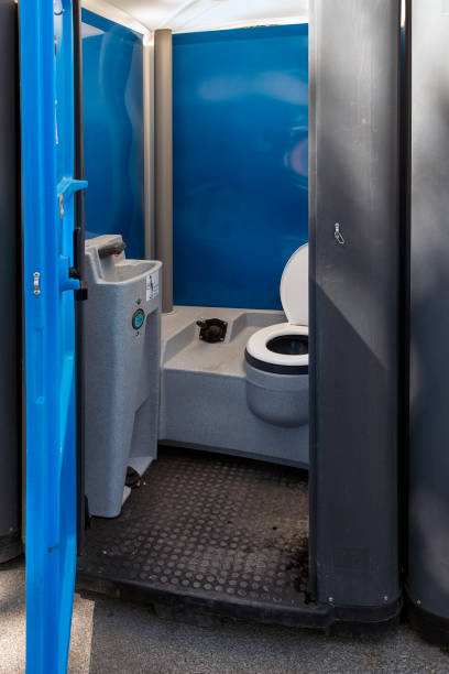 Best Best portable toilet rental  in Andalusia, IL