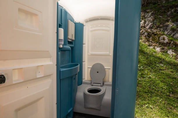 Best Best portable toilet rental  in Andalusia, IL